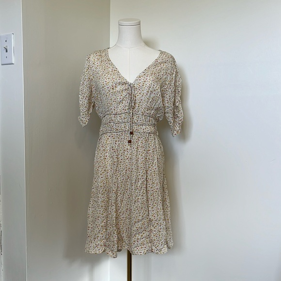 Floral Summer Dress - Picture 1 of 3